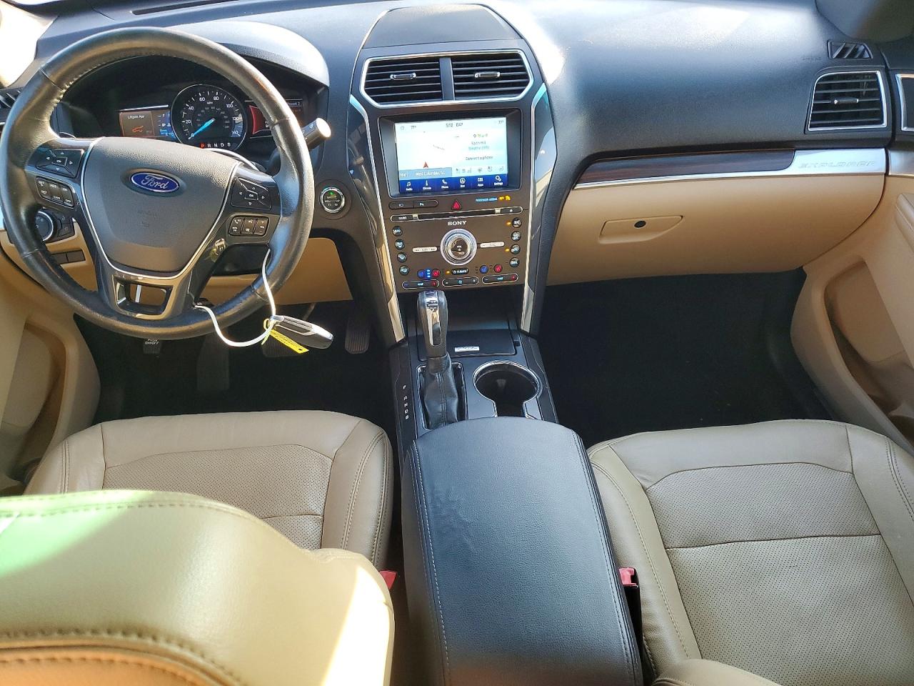 2016 FORD EXPLORER photo 15