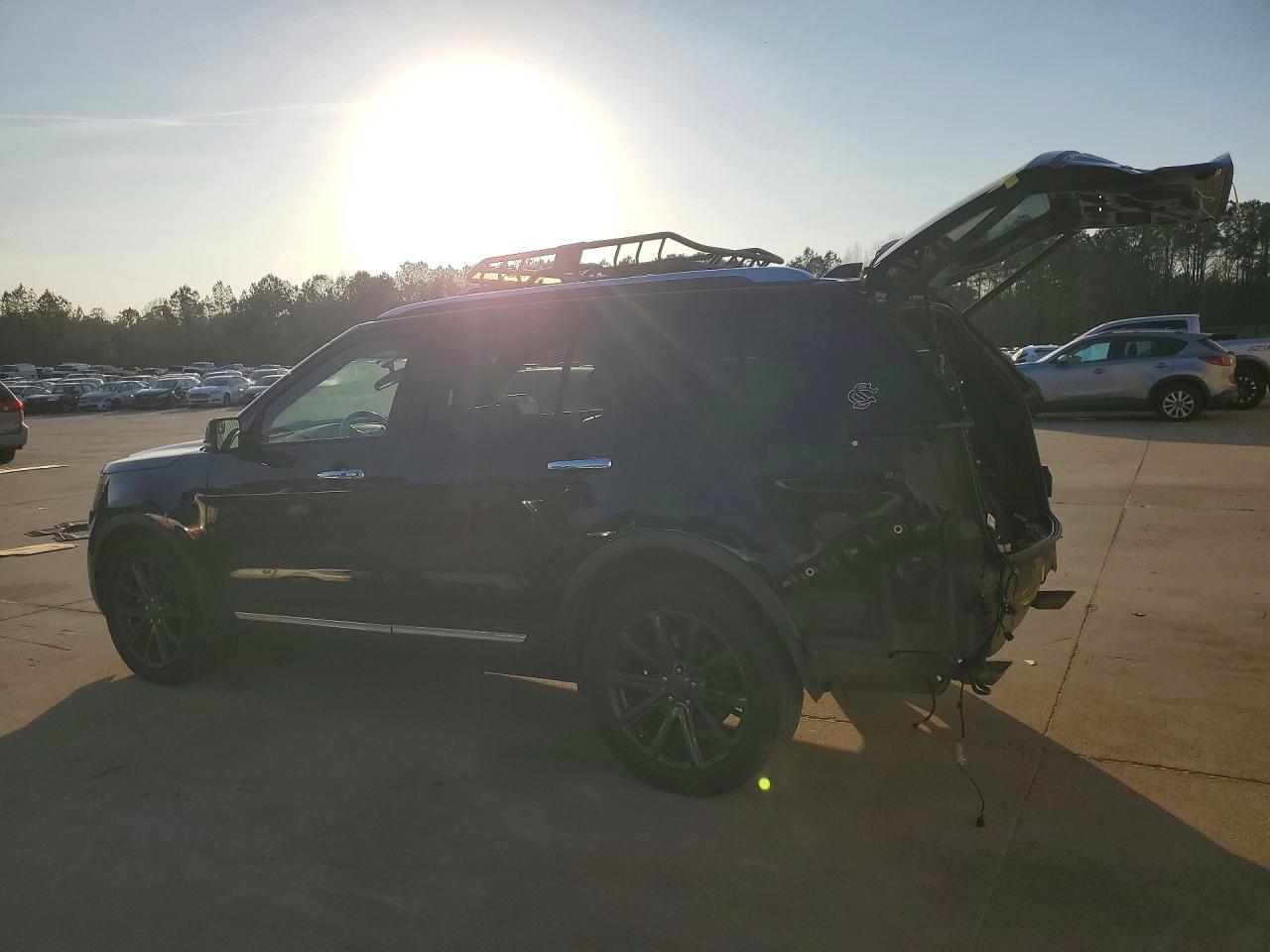 2016 FORD EXPLORER photo 3