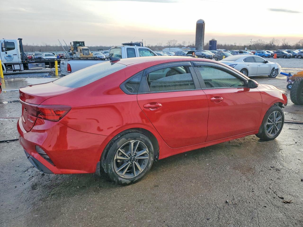 2024 KIA FORTE LXS photo 3