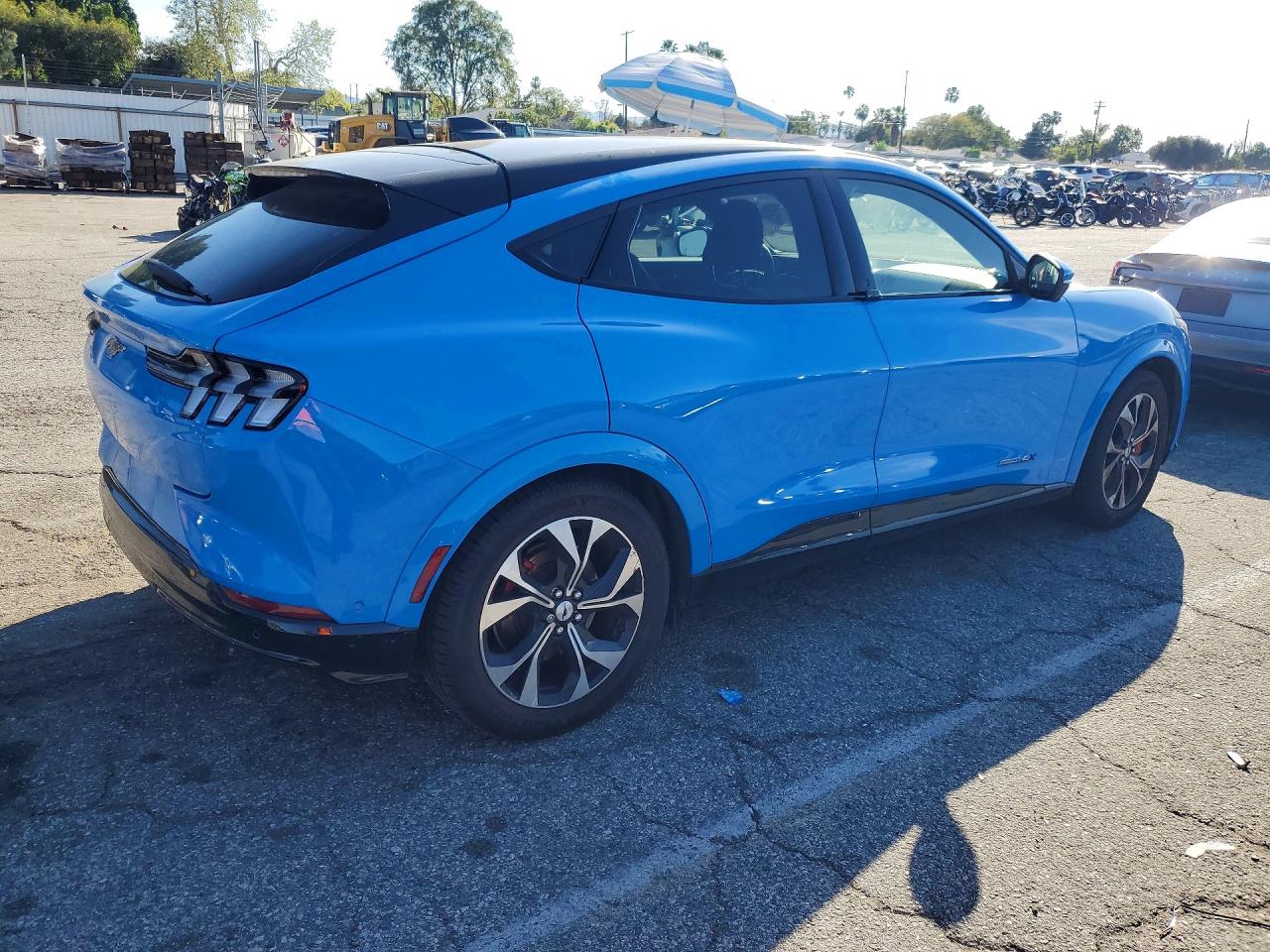 2021 FORD MUSTANG MACH-E PREMIUM photo 7