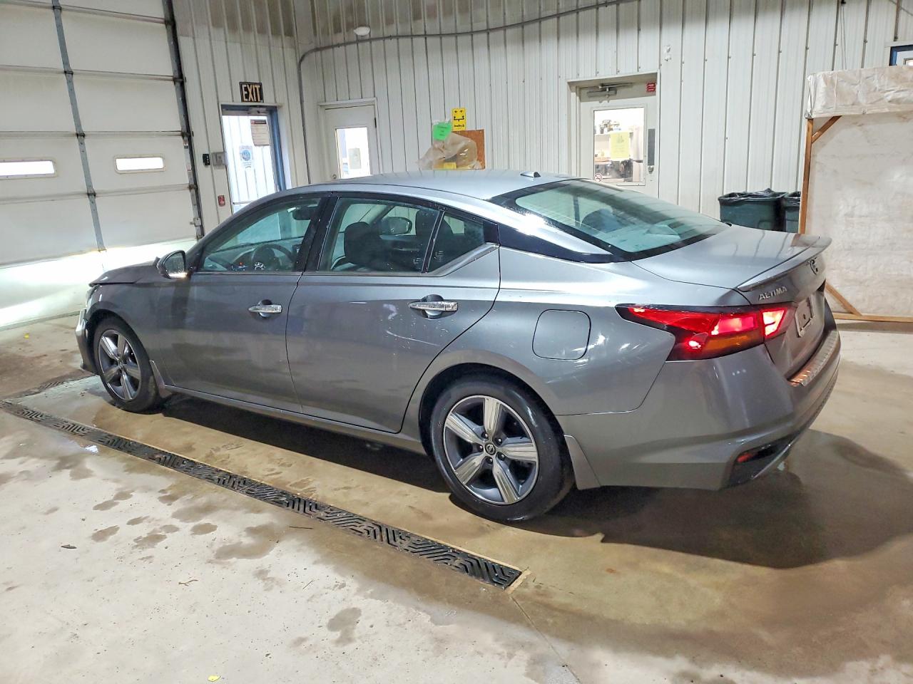 2019 NISSAN ALTIMA 2.5 SV photo 2