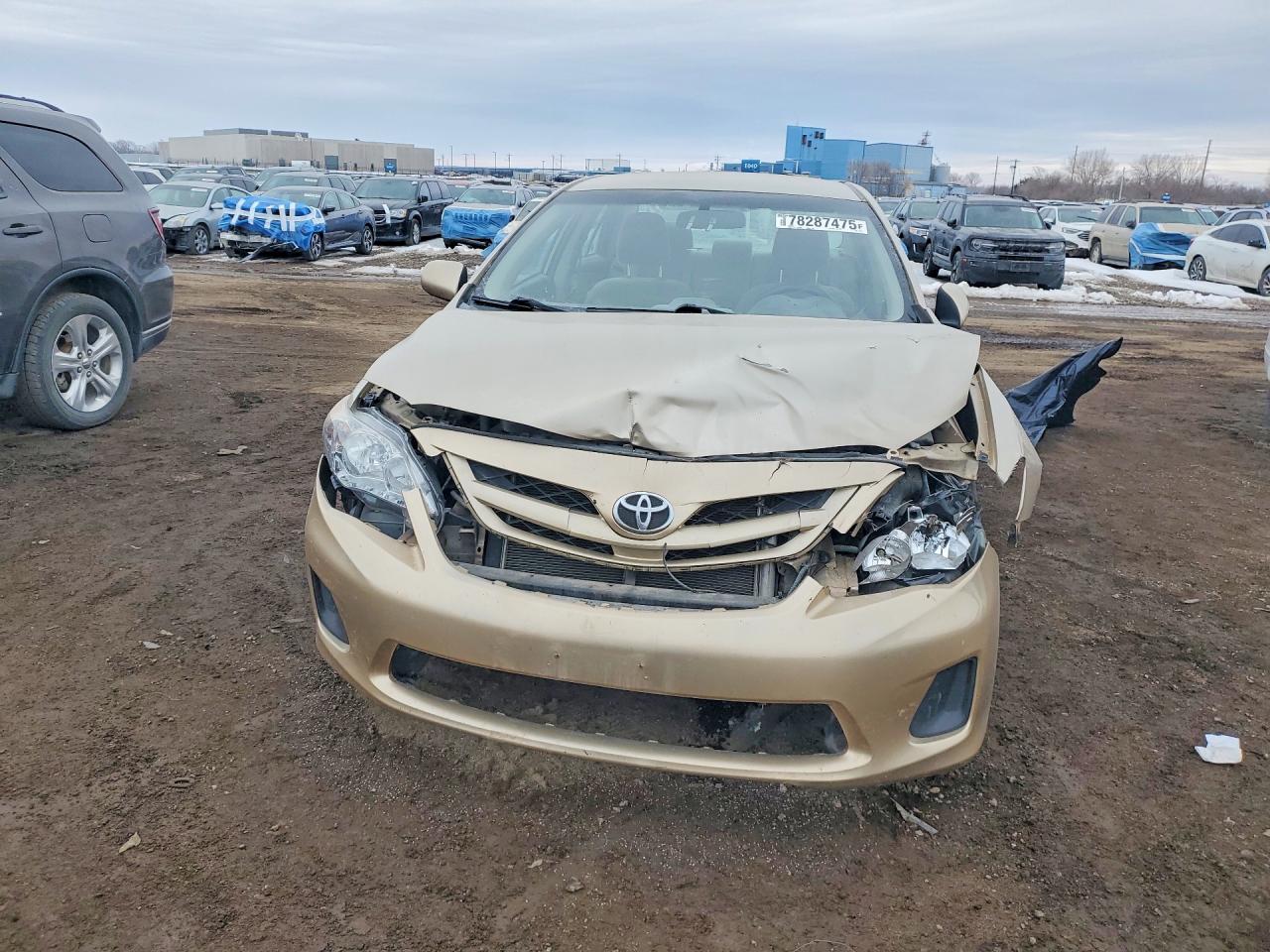 2012 TOYOTA COROLLA LE photo 5