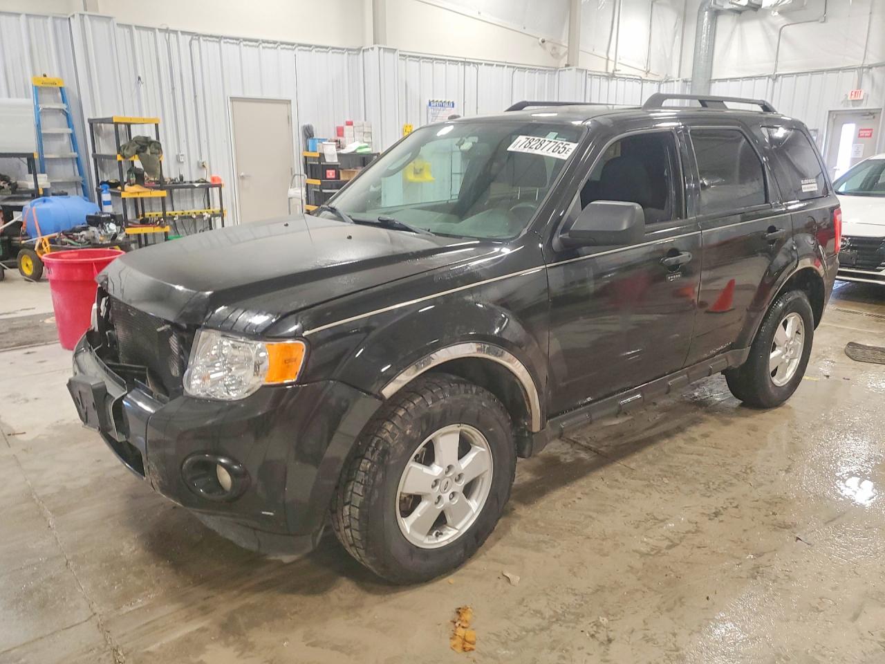 2011 FORD ESCAPE