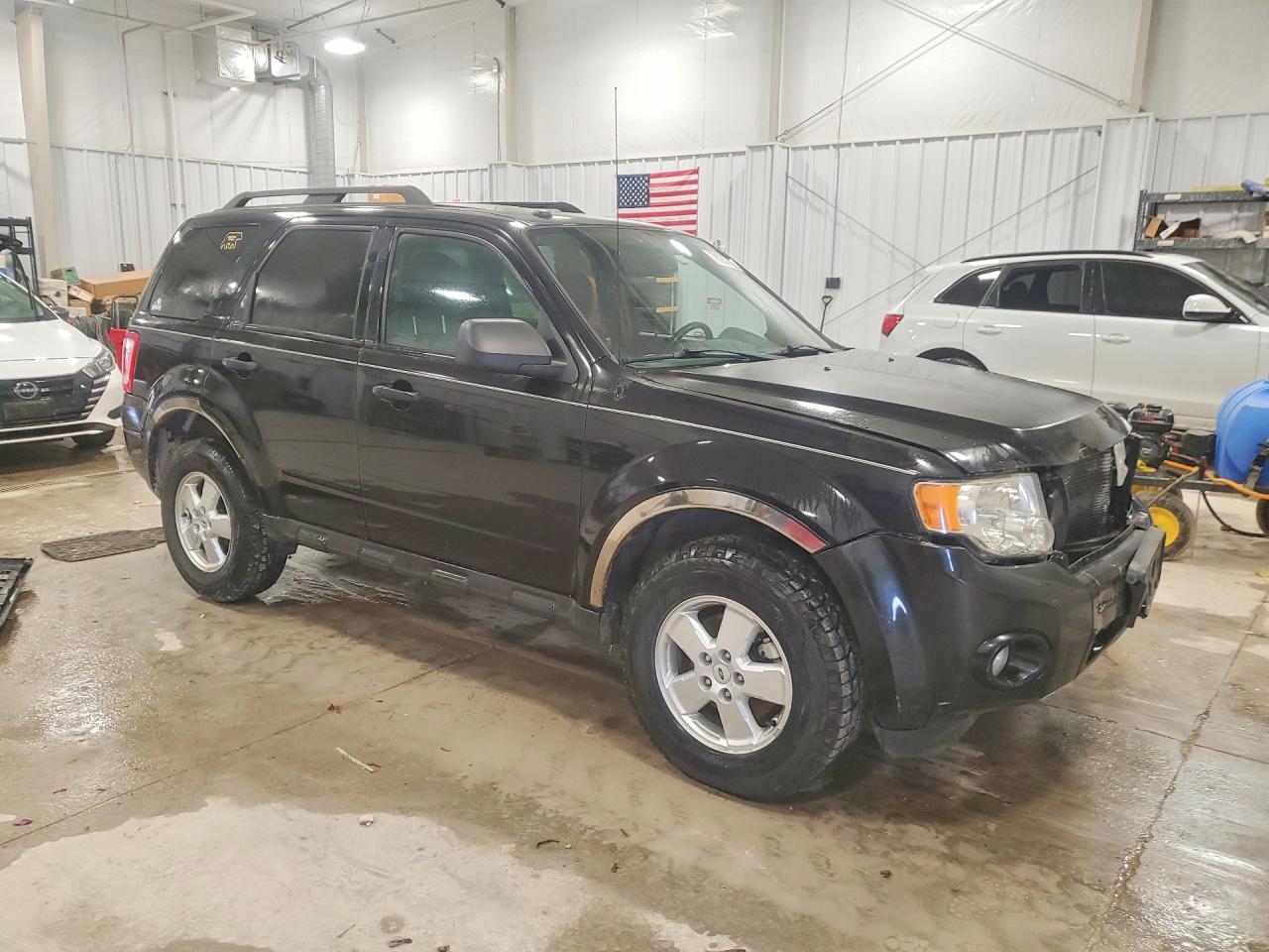 2011 FORD ESCAPE XLT photo 7