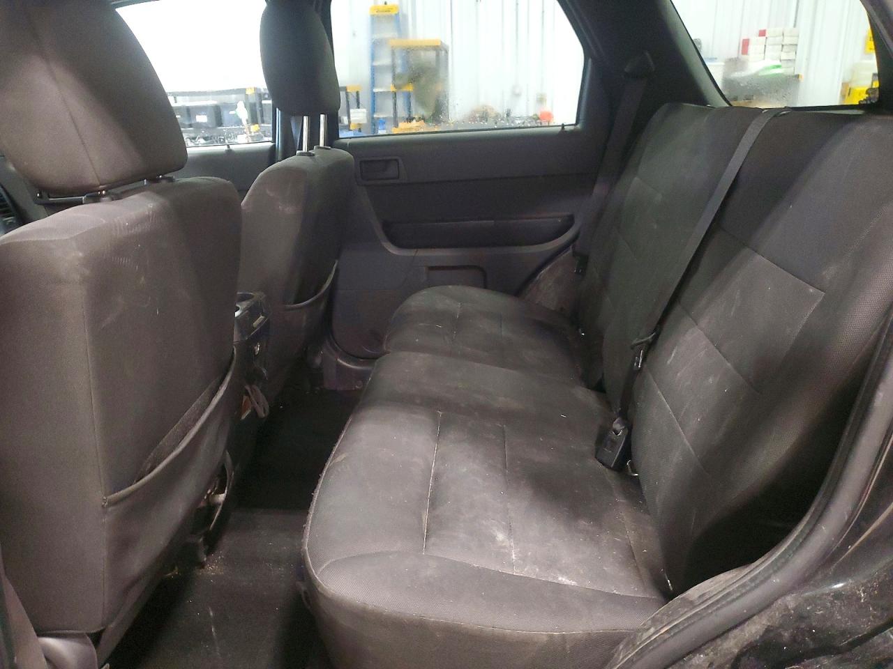 2011 FORD ESCAPE XLT photo 21