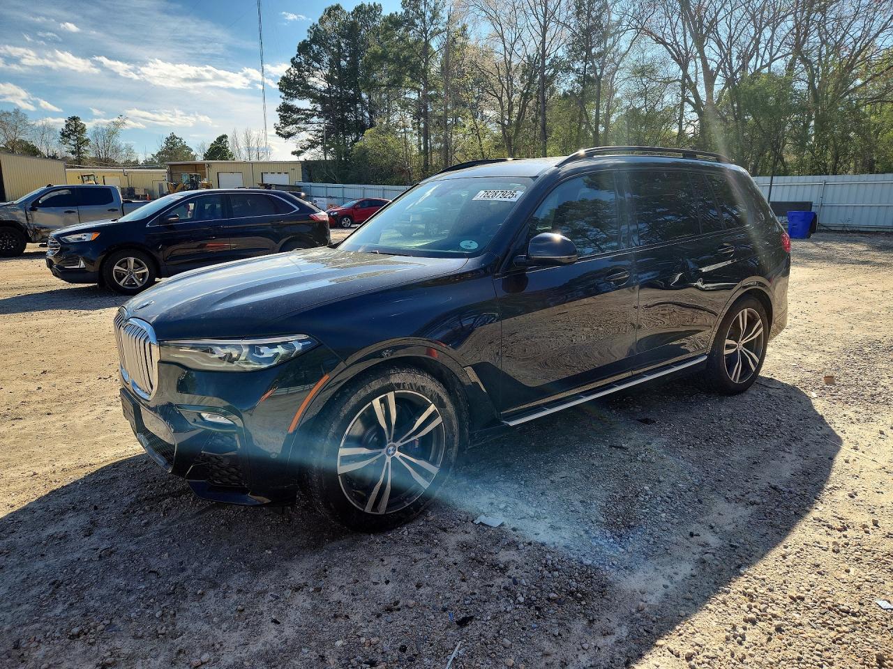 2021 BMW X7