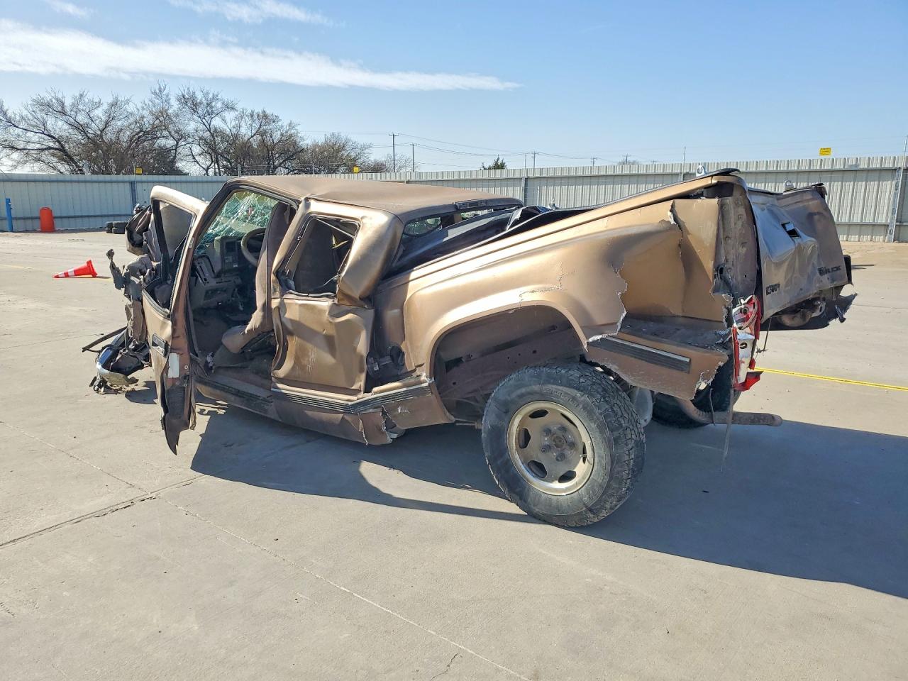 1994 GMC SIERRA C1500 photo 2