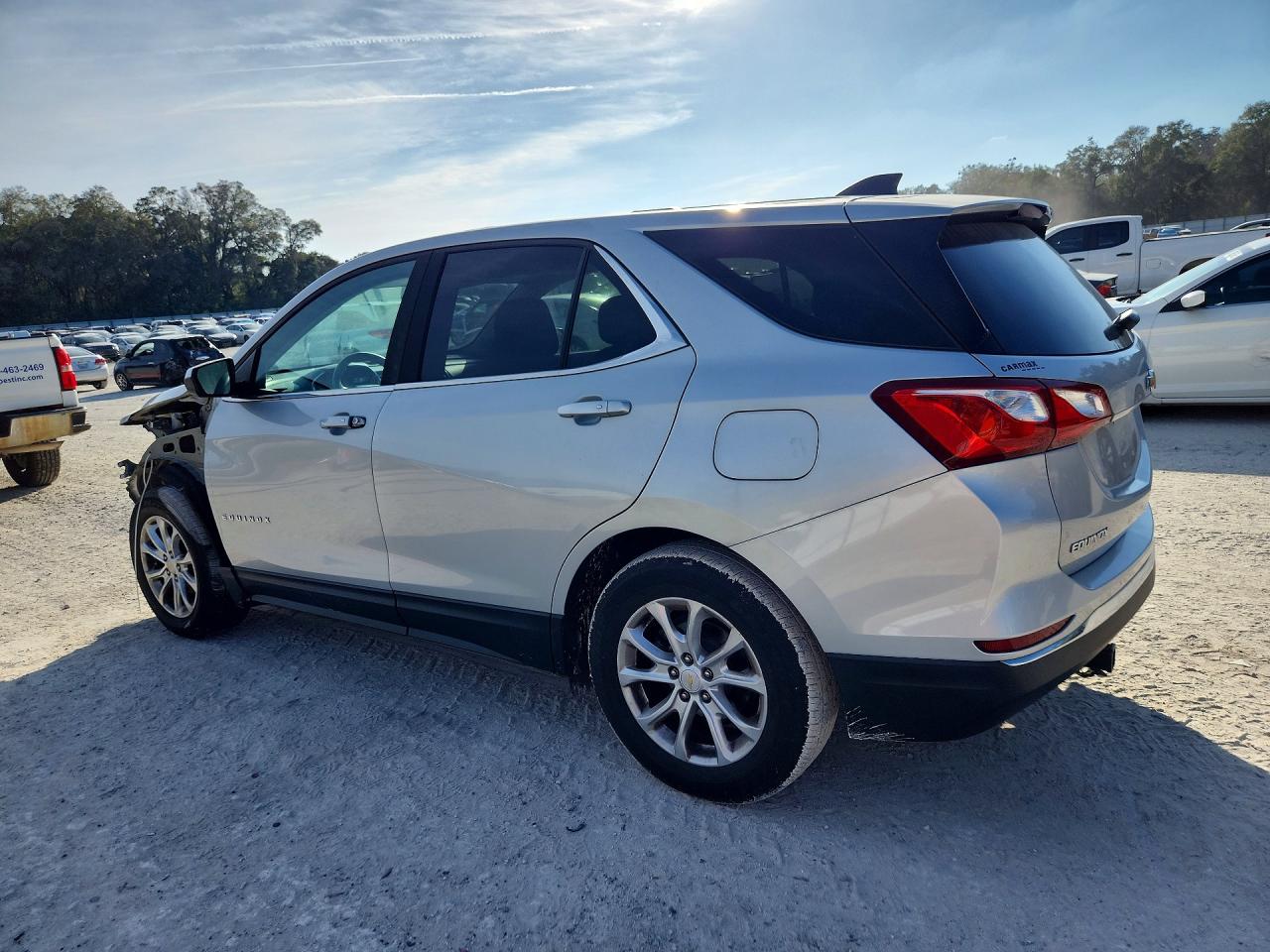 2018 CHEVROLET EQUINOX LT photo 3