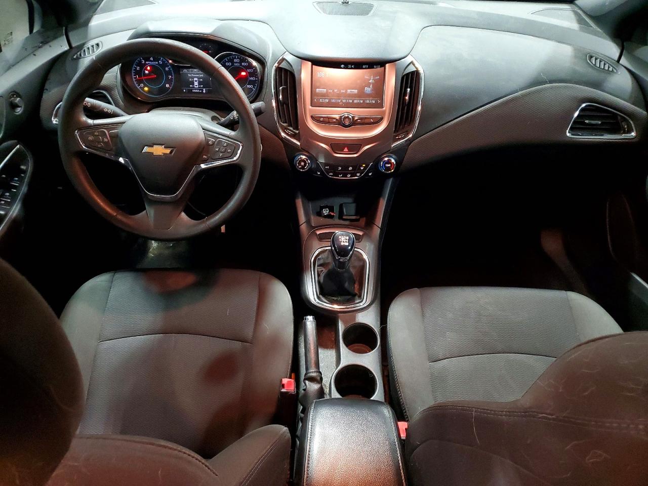 2017 CHEVROLET CRUZE LT photo 15