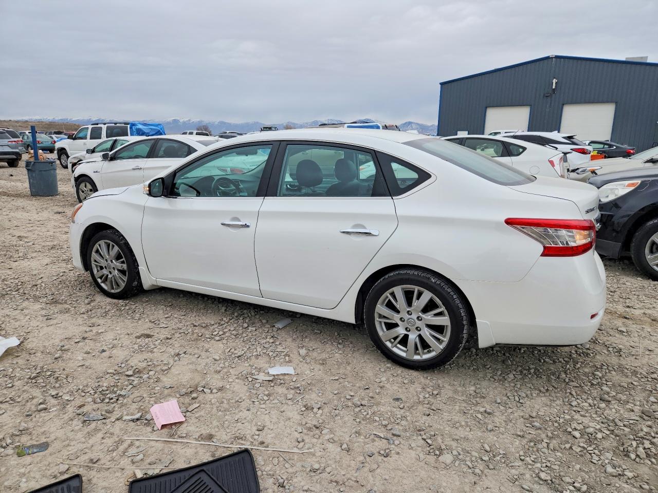 2013 NISSAN SENTRA S photo 3