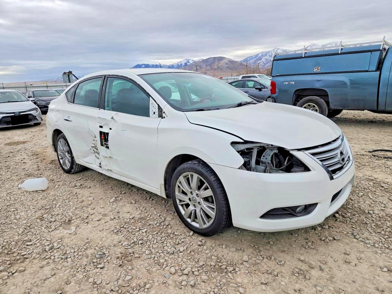 2013 NISSAN SENTRA S photo 7