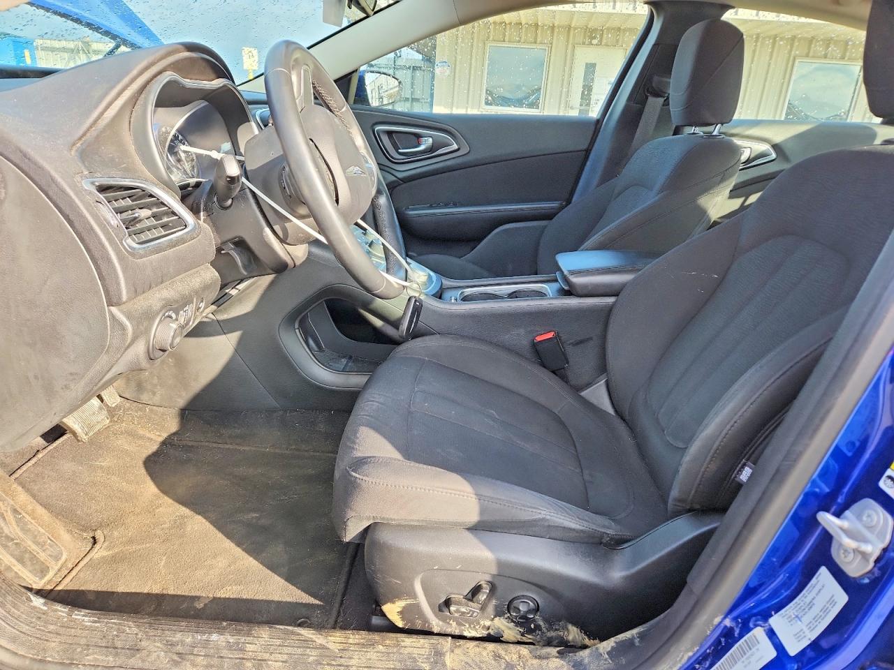 2015 CHRYSLER 200 LIMITED photo 13