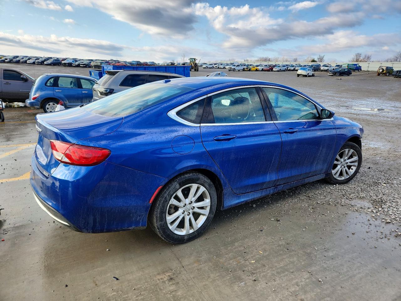2015 CHRYSLER 200 LIMITED photo 5