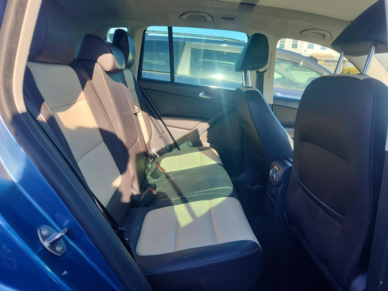 2017 VOLKSWAGEN TIGUAN WOLFSBURG photo 11