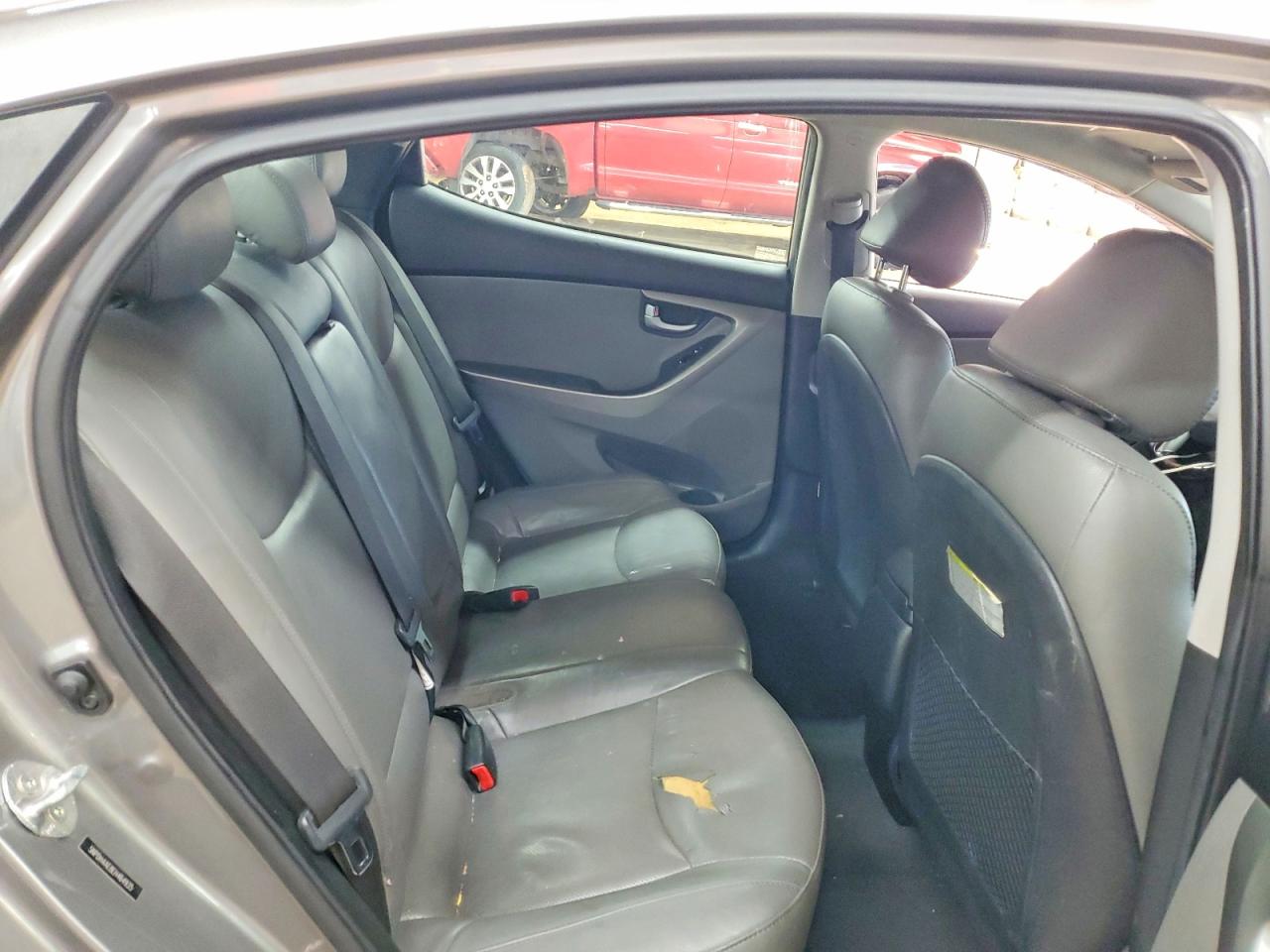 2014 HYUNDAI ELANTRA photo 19