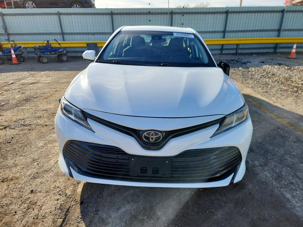 2019 TOYOTA CAMRY L photo 5