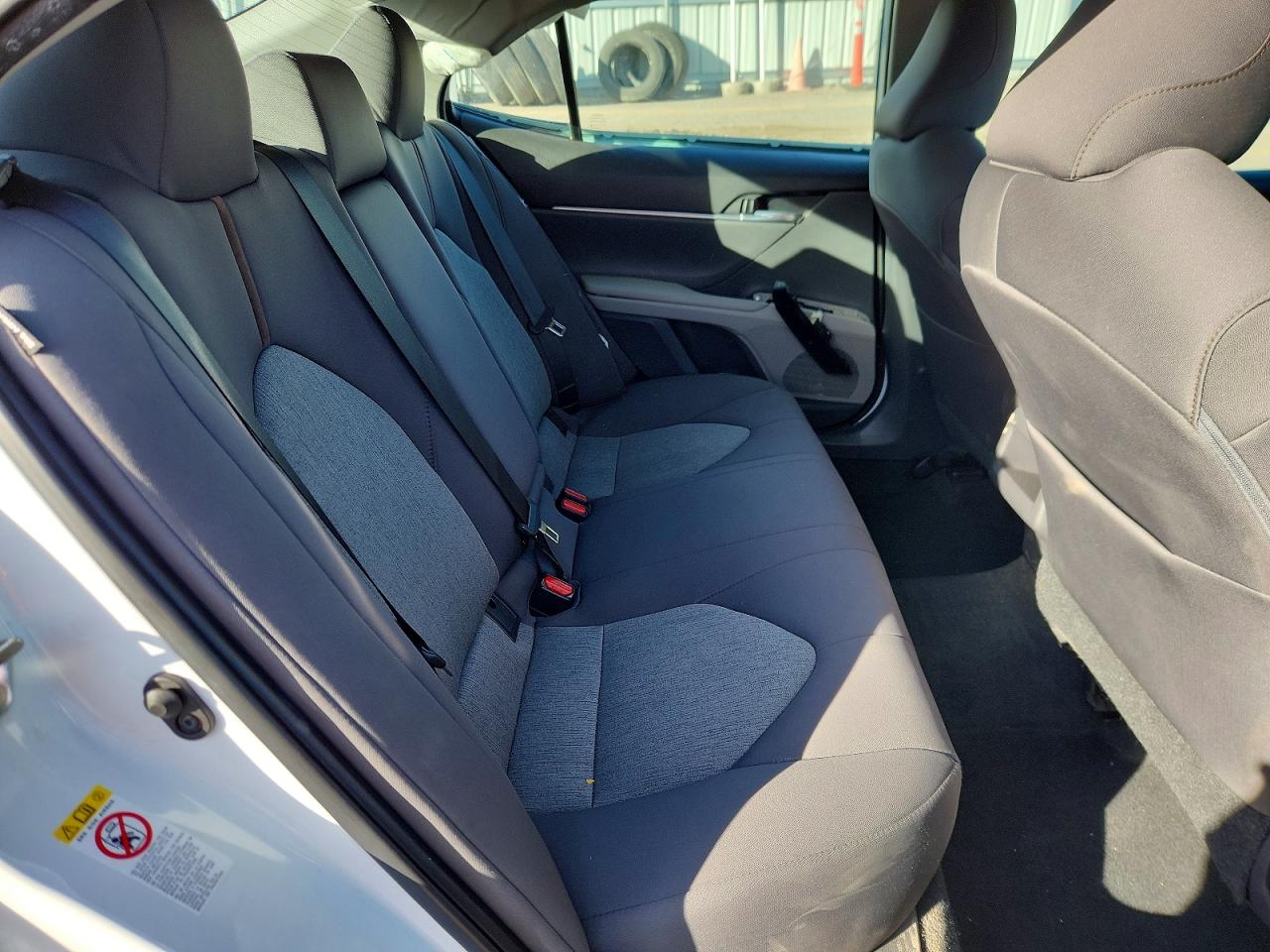 2019 TOYOTA CAMRY L photo 10