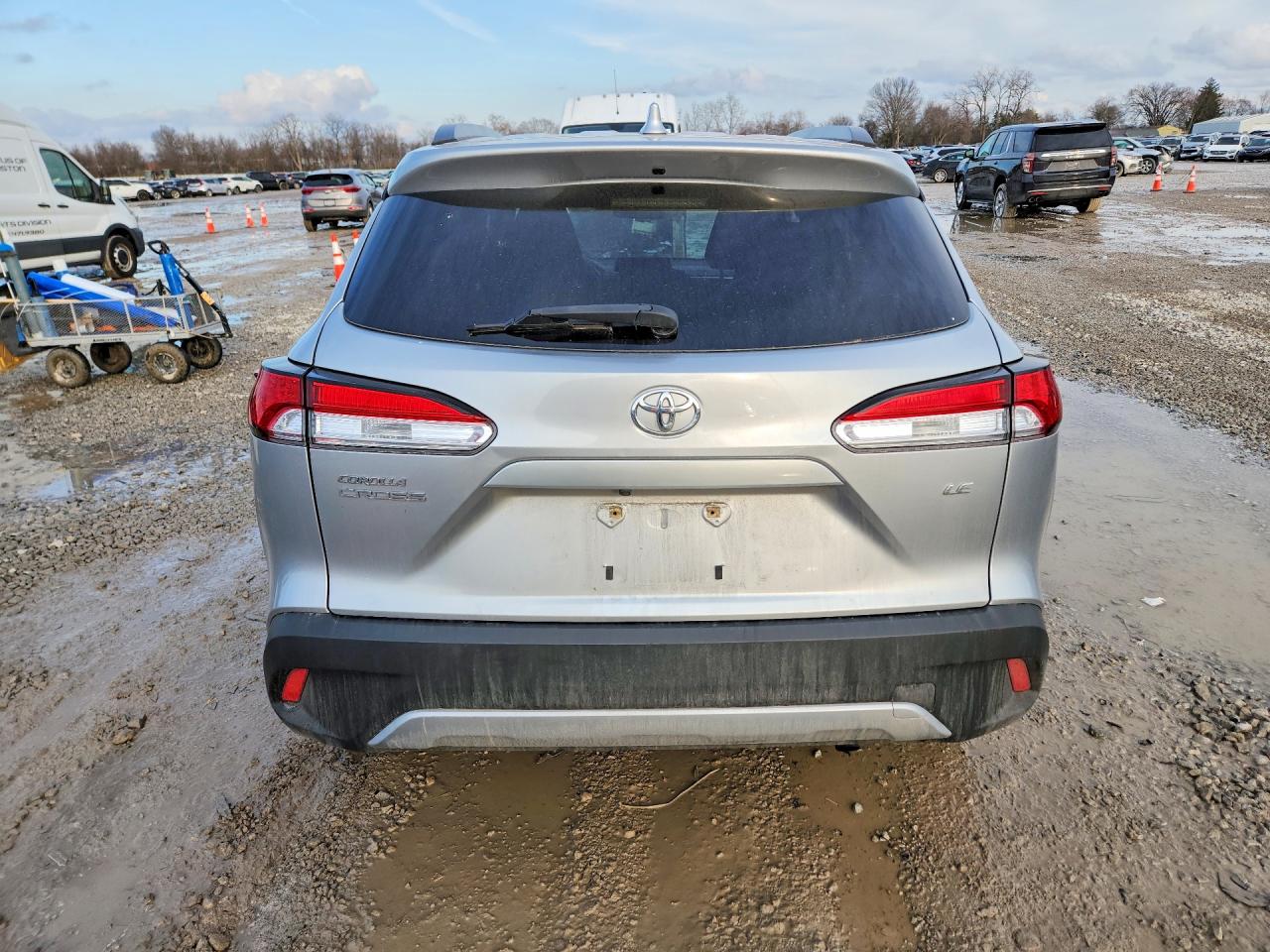 2022 TOYOTA COROLLA CROSS photo 11