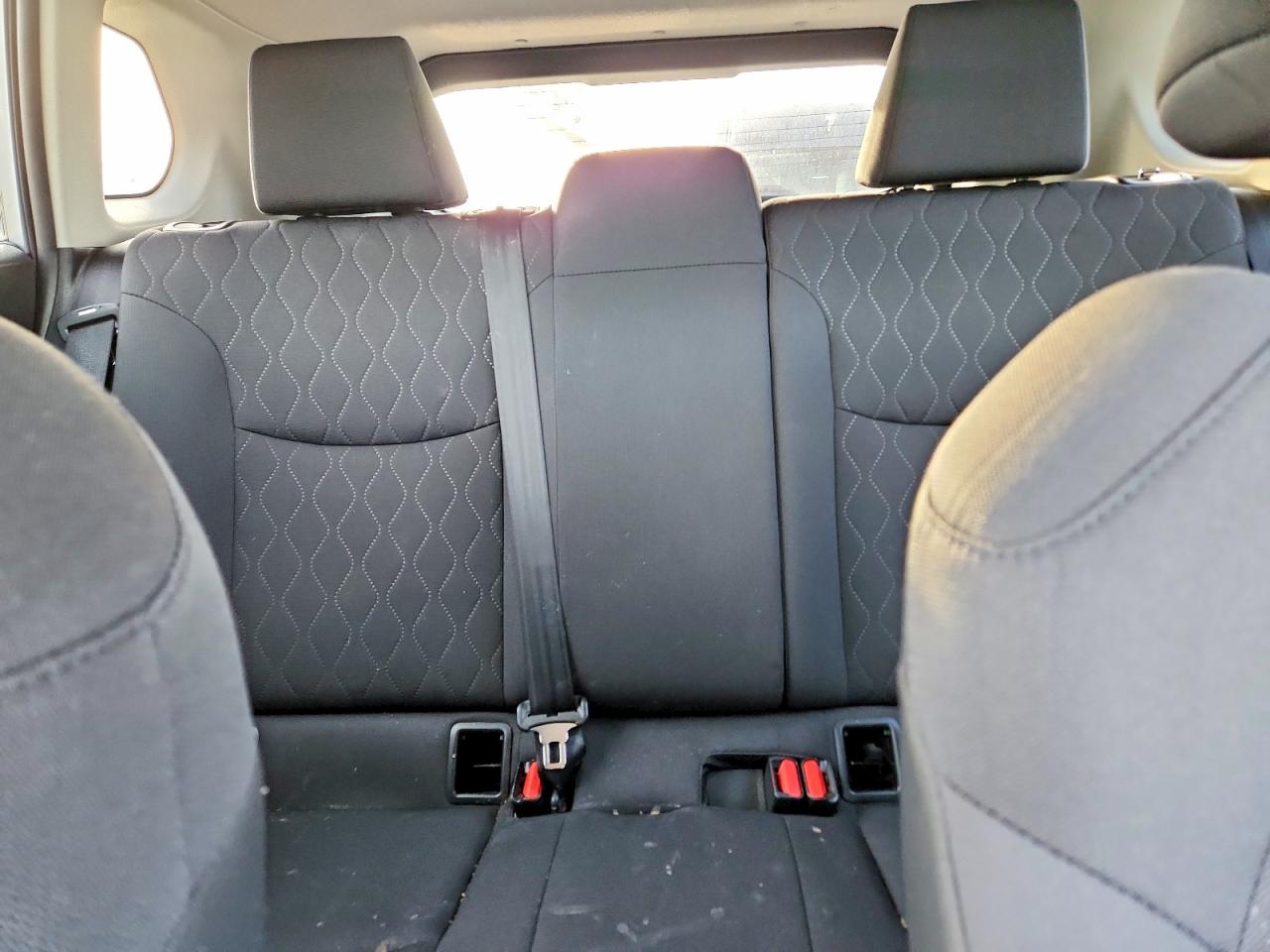 2022 TOYOTA COROLLA CROSS photo 19