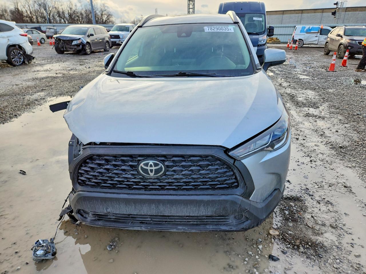2022 TOYOTA COROLLA CROSS photo 9