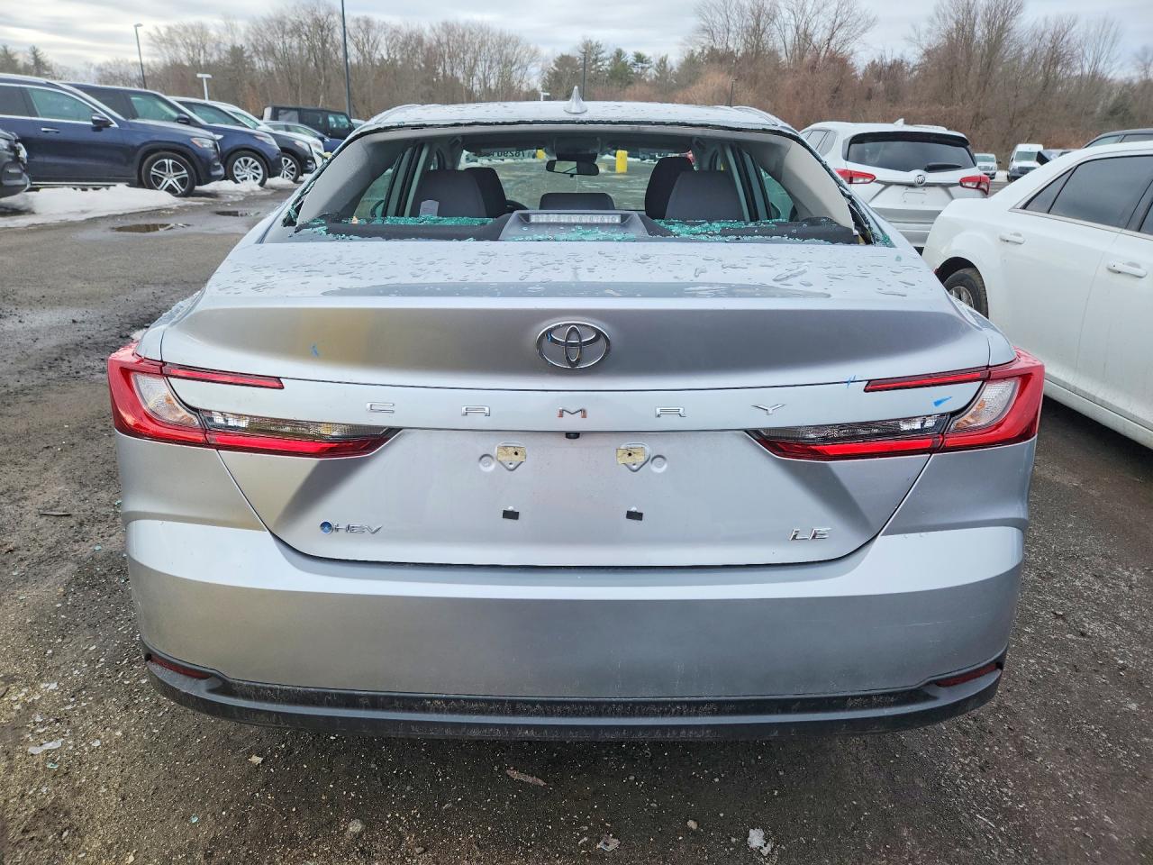 2025 TOYOTA CAMRY XSE photo 6