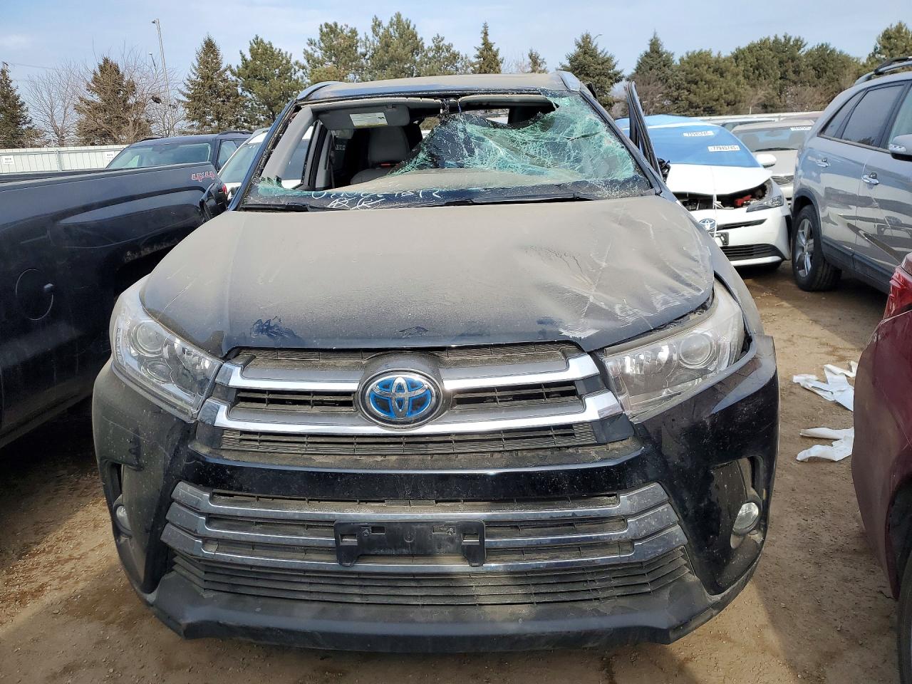 2017 TOYOTA HIGHLANDER HYBRID LIMITED photo 9