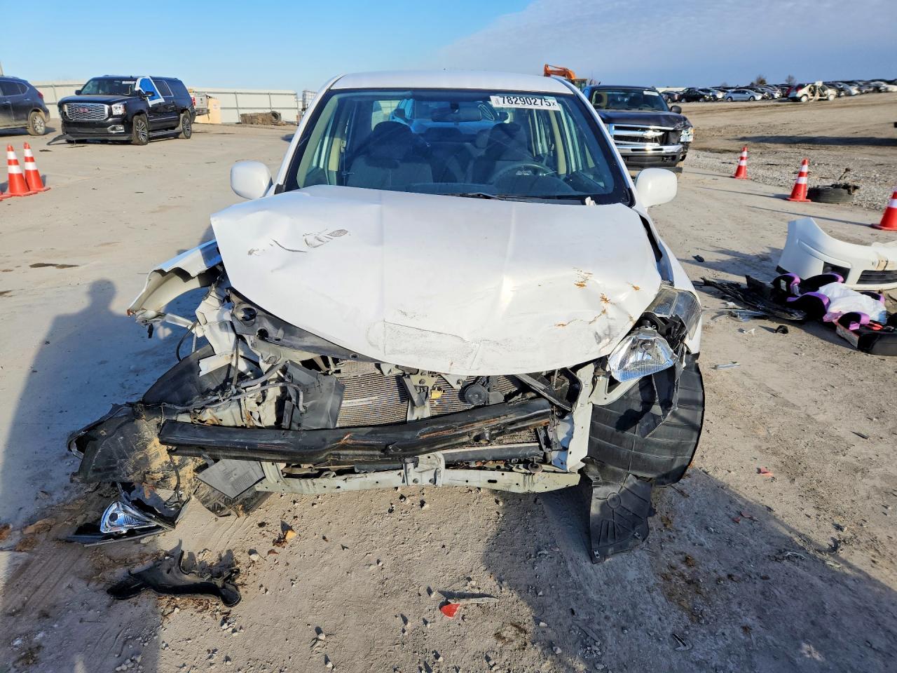 2011 NISSAN VERSA S photo 5
