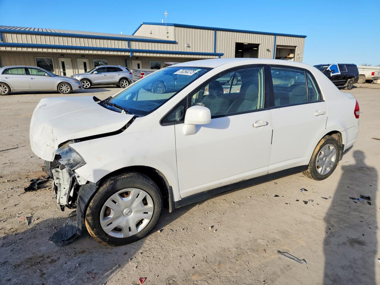 2011 NISSAN VERSA