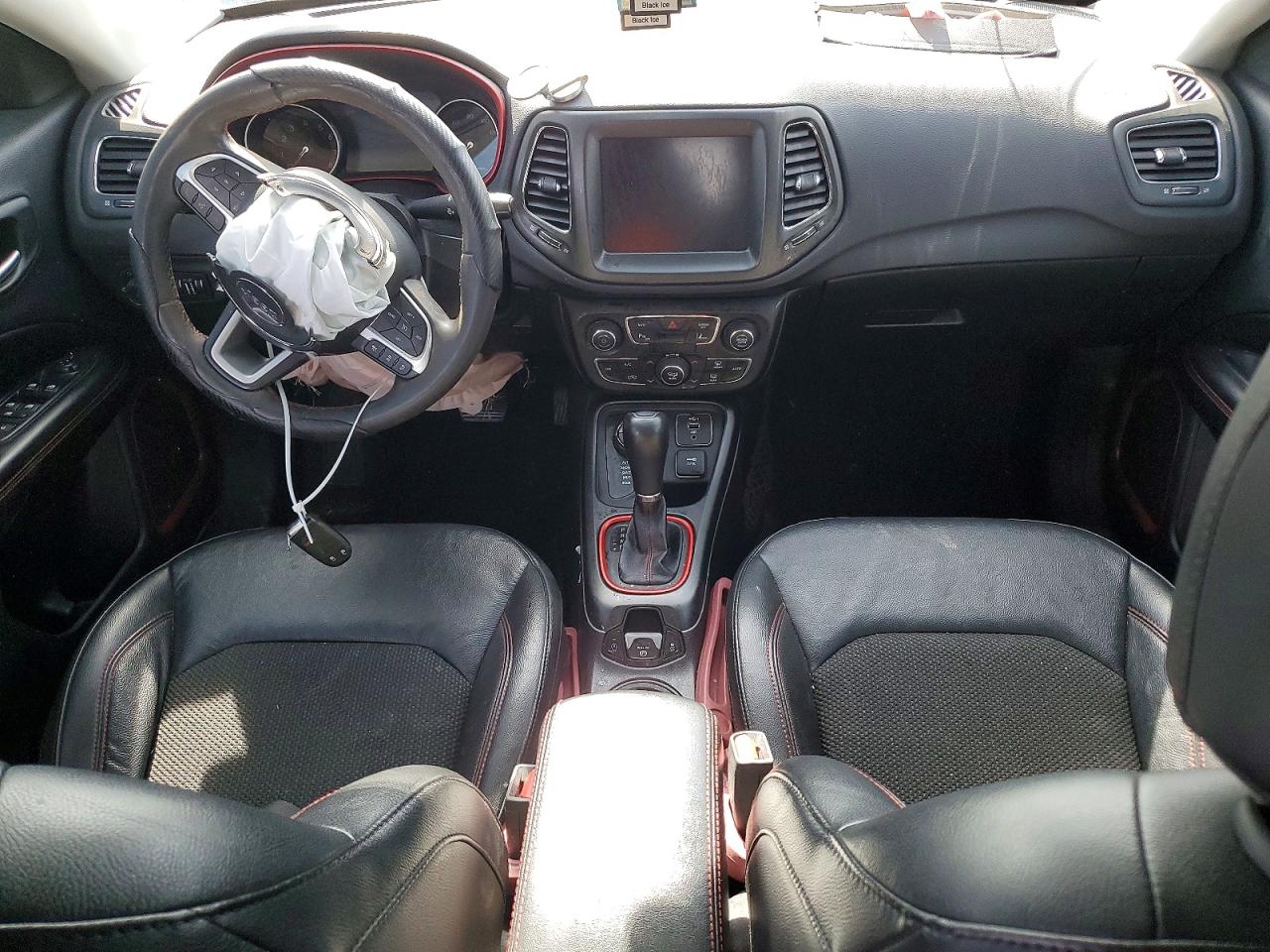 2021 JEEP COMPASS TRAILHAWK photo 15