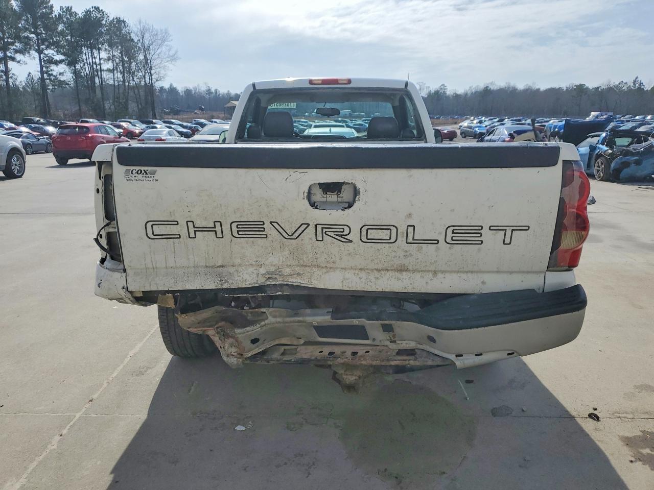 2005 CHEVROLET SILVERADO C1500 photo 11