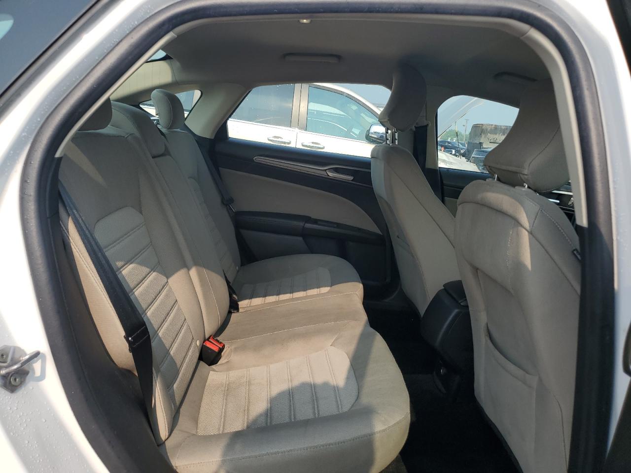2019 FORD FUSION S photo 10