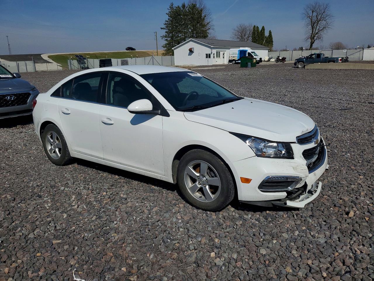 2015 CHEVROLET CRUZE LT photo 4