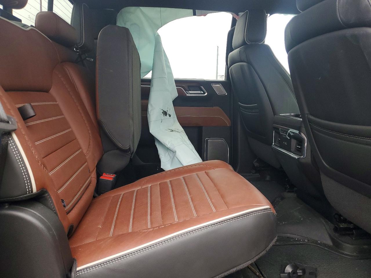 2025 GMC SIERRA K2500 DENALI ULTIMATE photo 19