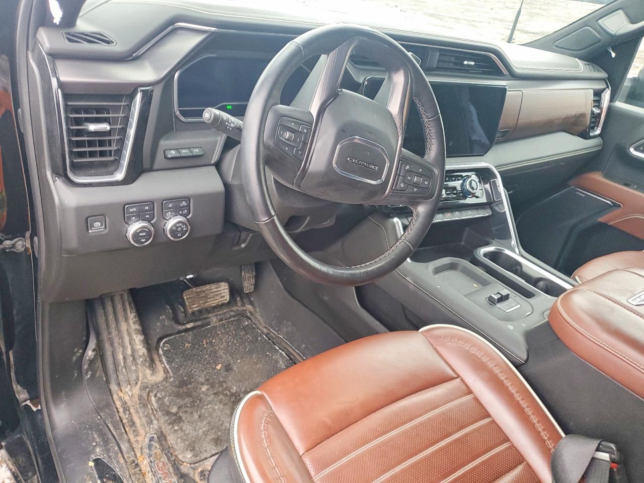 2025 GMC SIERRA K2500 DENALI ULTIMATE photo 15