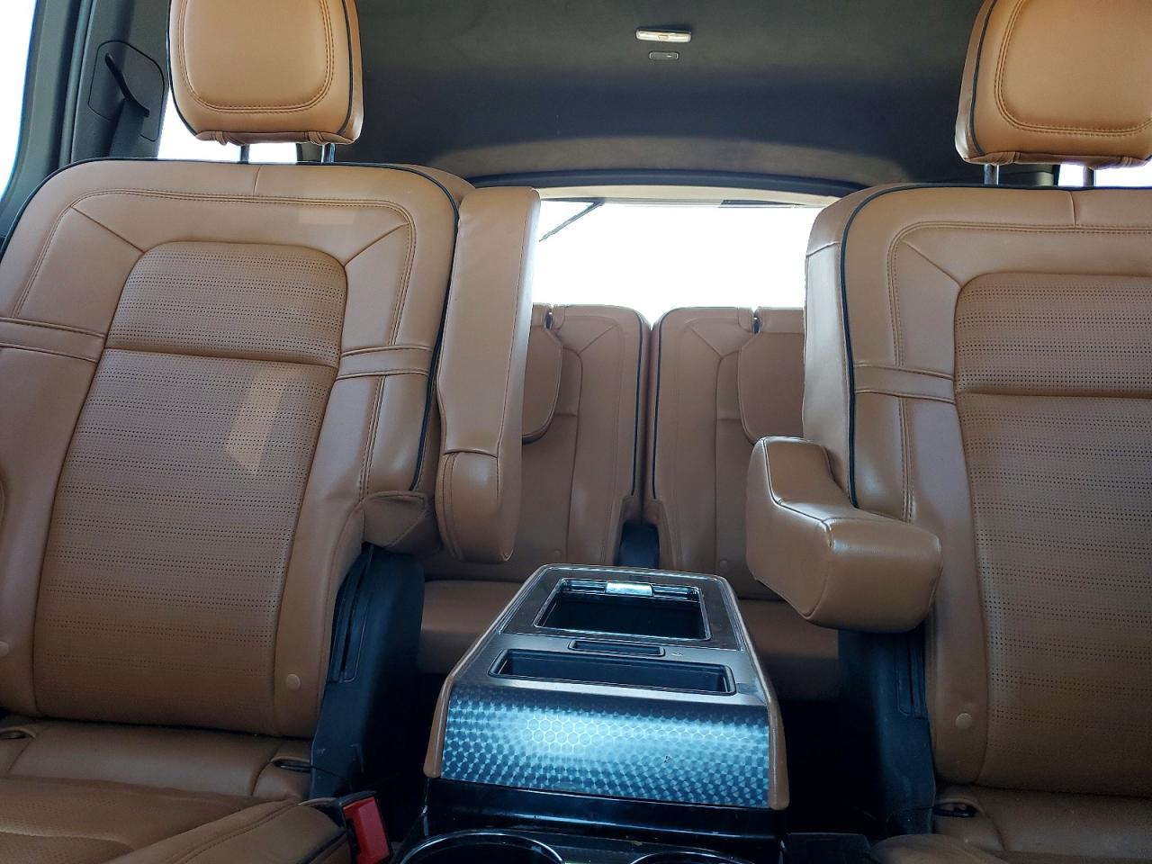 2020 LINCOLN AVIATOR BLACK LABEL GRAND TOURING photo 10