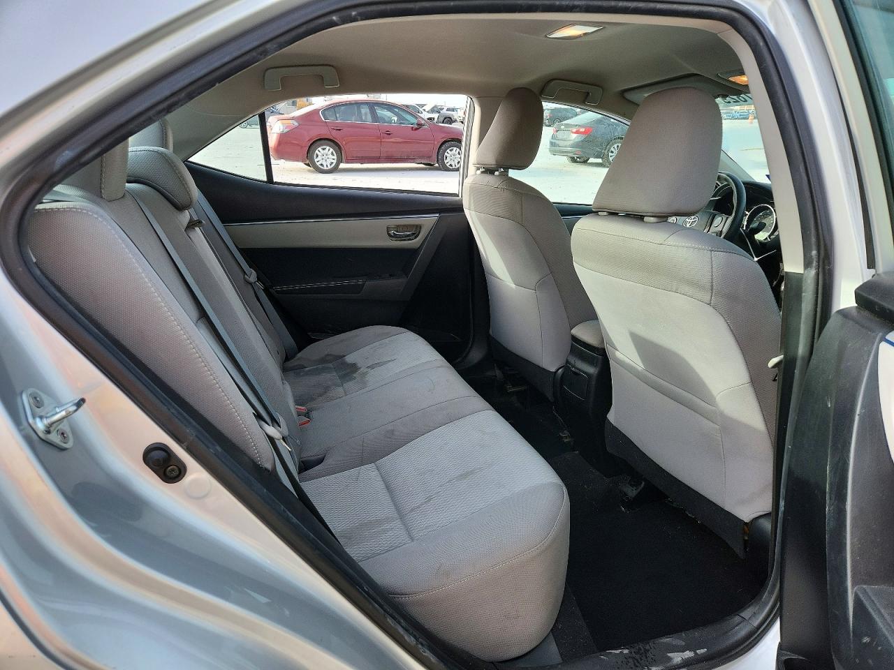 2016 TOYOTA COROLLA LE photo 19