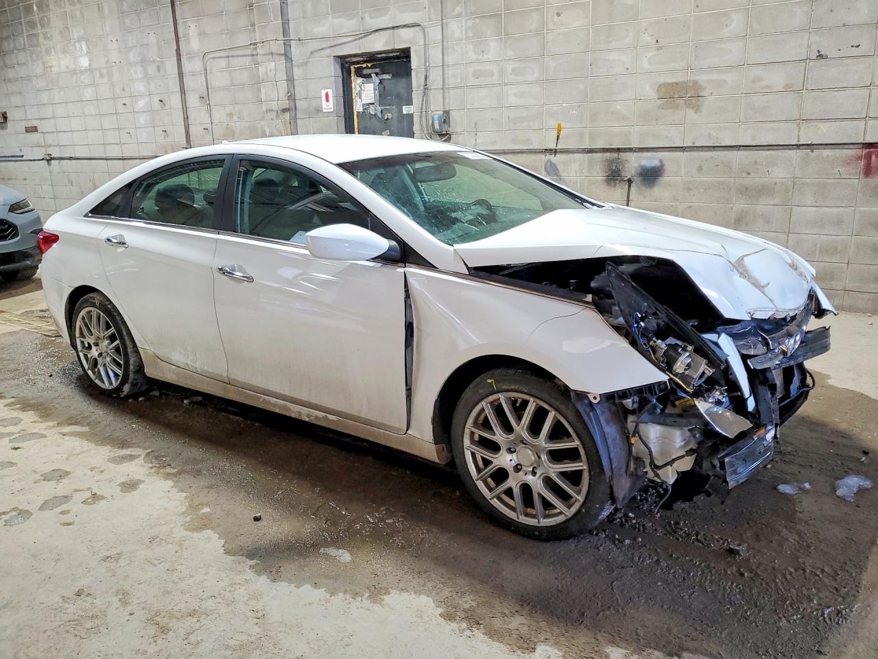2011 HYUNDAI SONATA SE photo 7