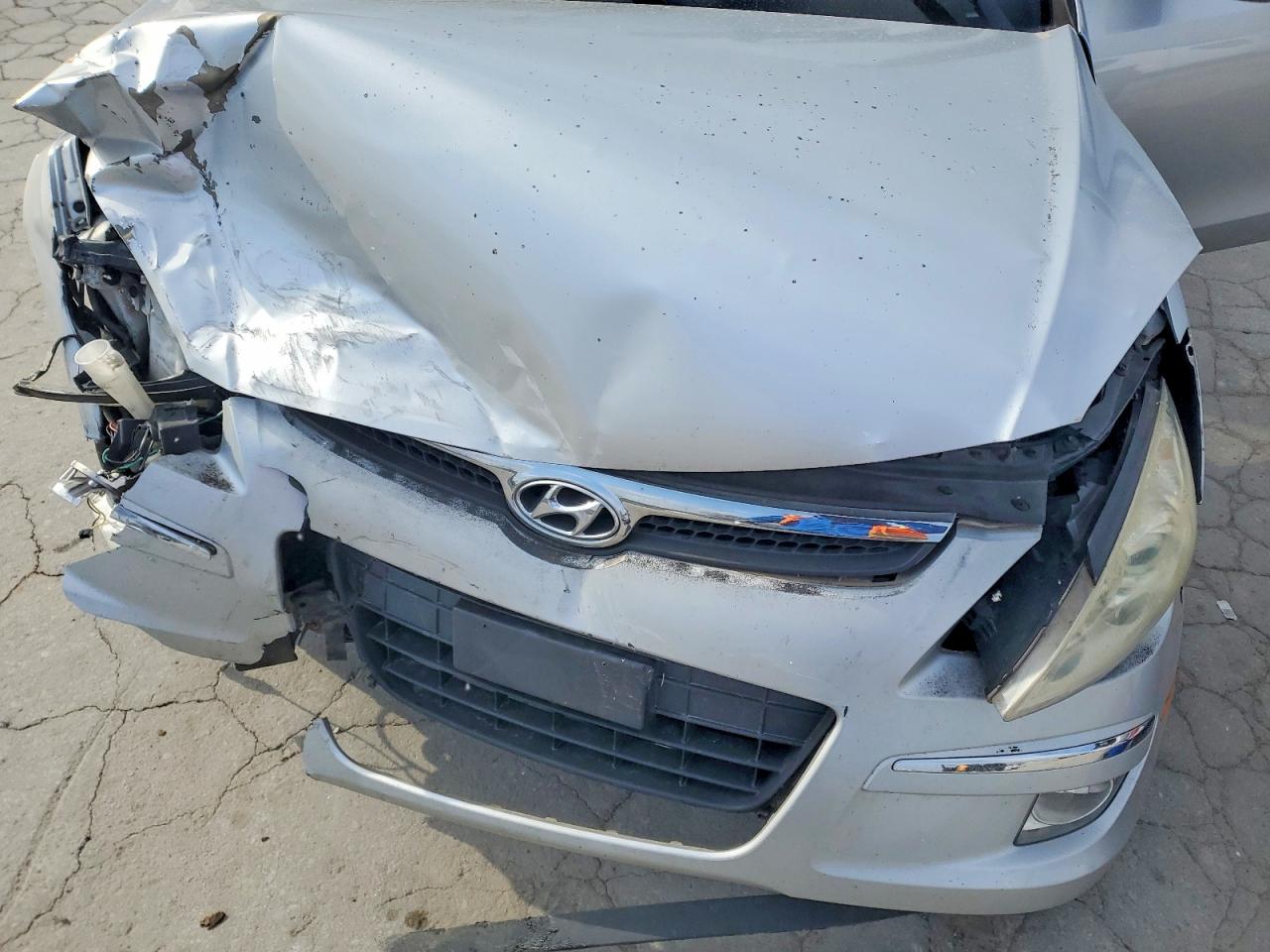2009 HYUNDAI ELANTRA TOURING photo 21