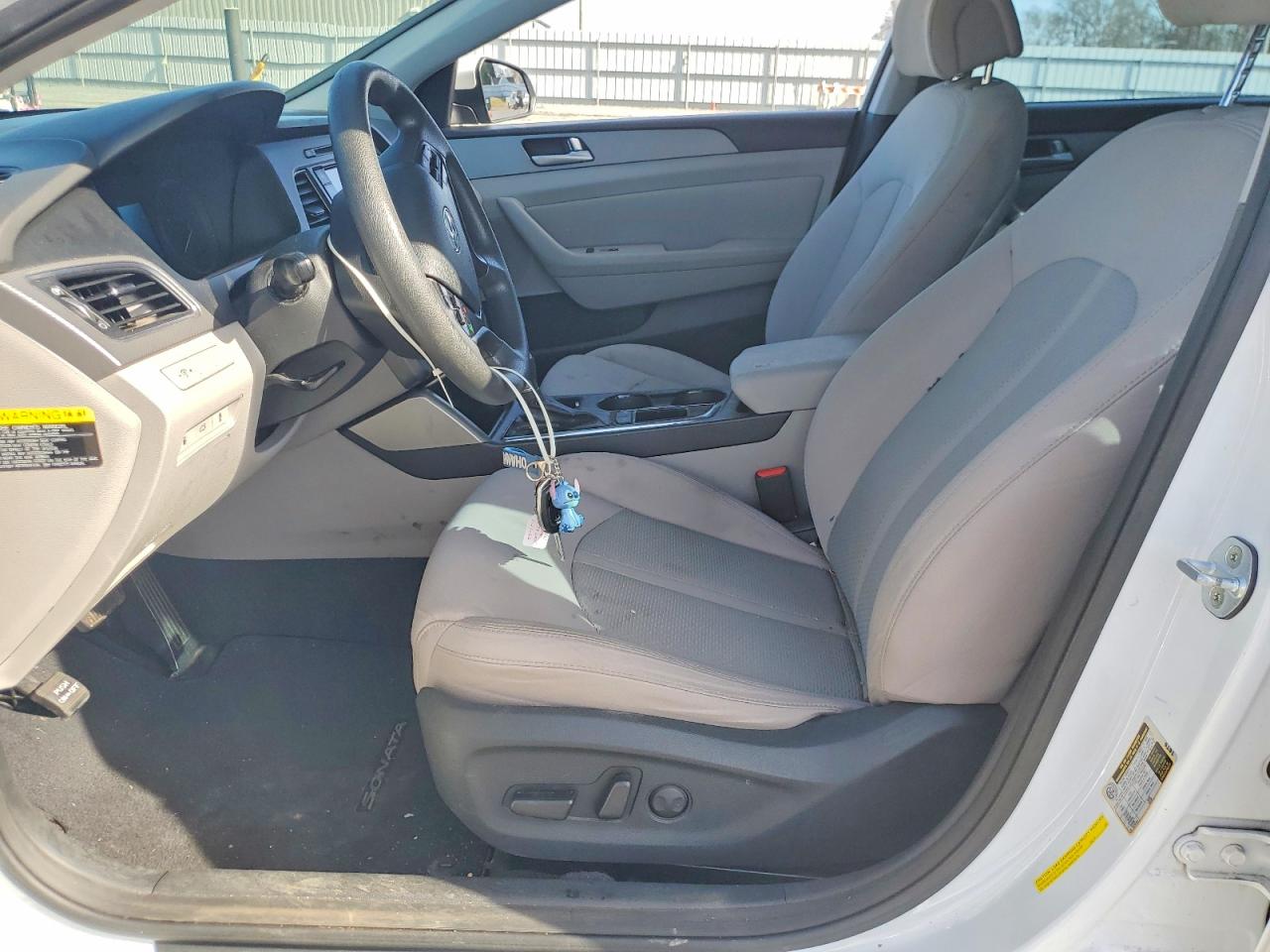 2015 HYUNDAI SONATA SE photo 7