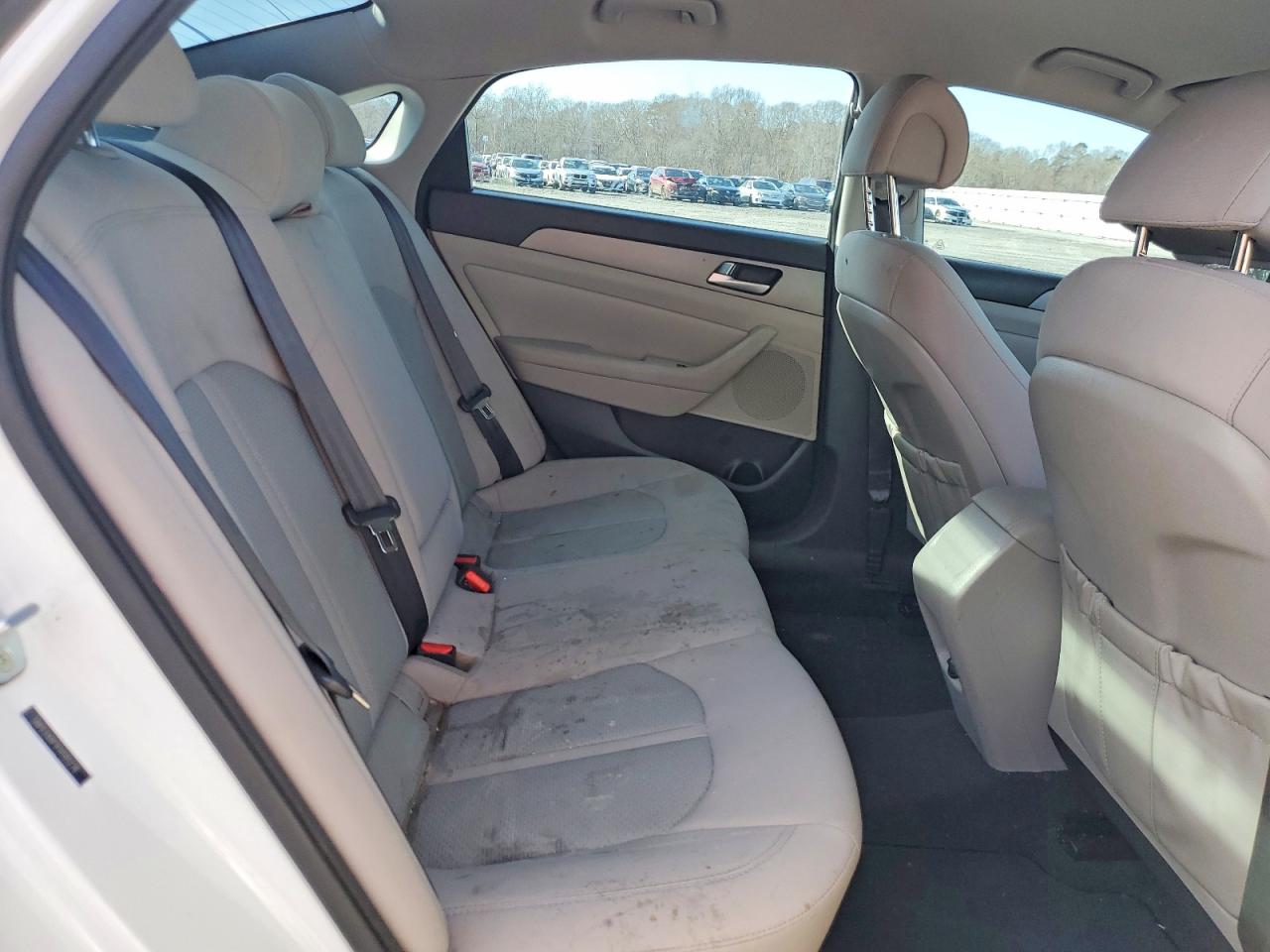 2015 HYUNDAI SONATA SE photo 10