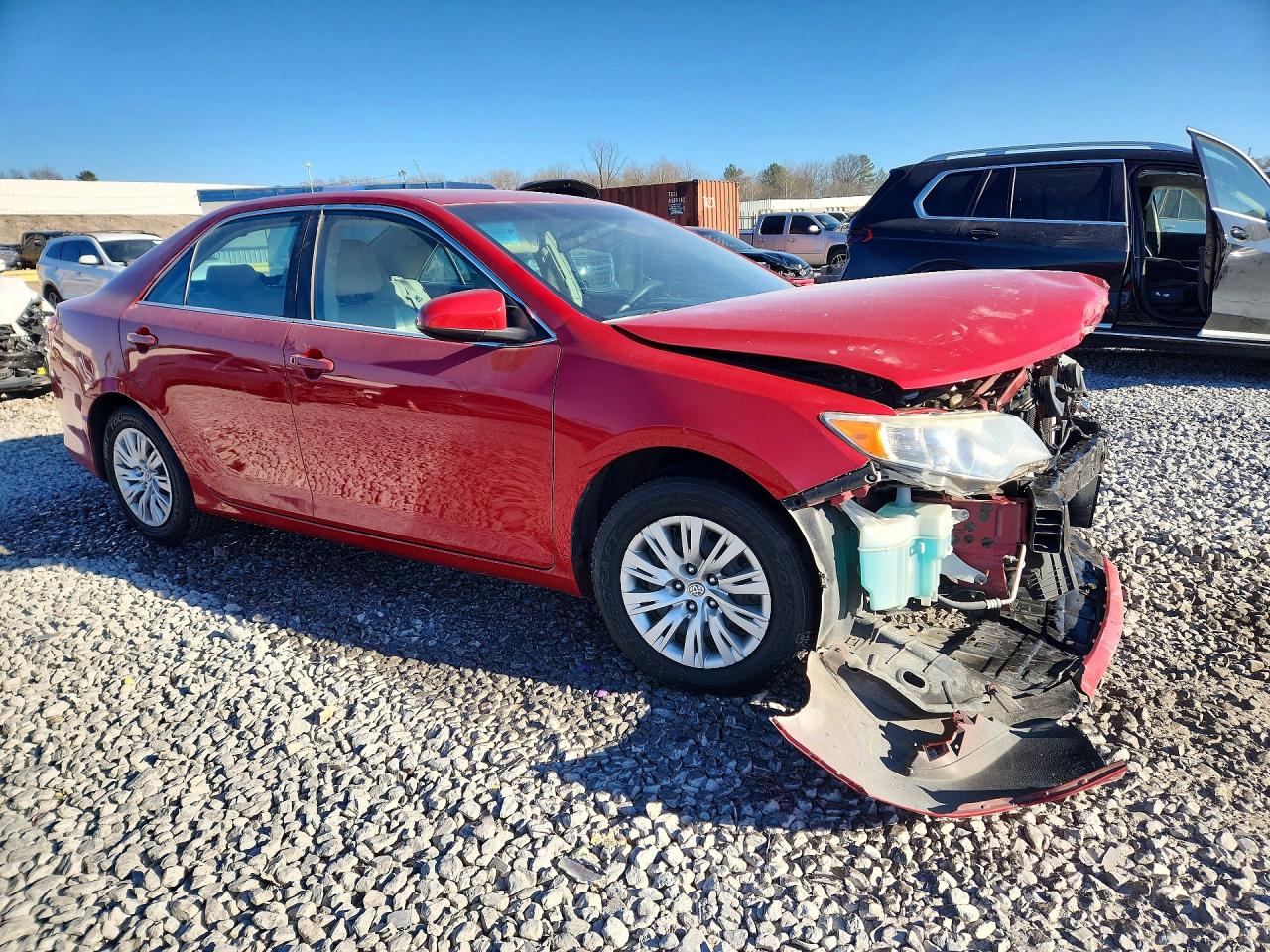 2014 TOYOTA CAMRY L photo 4