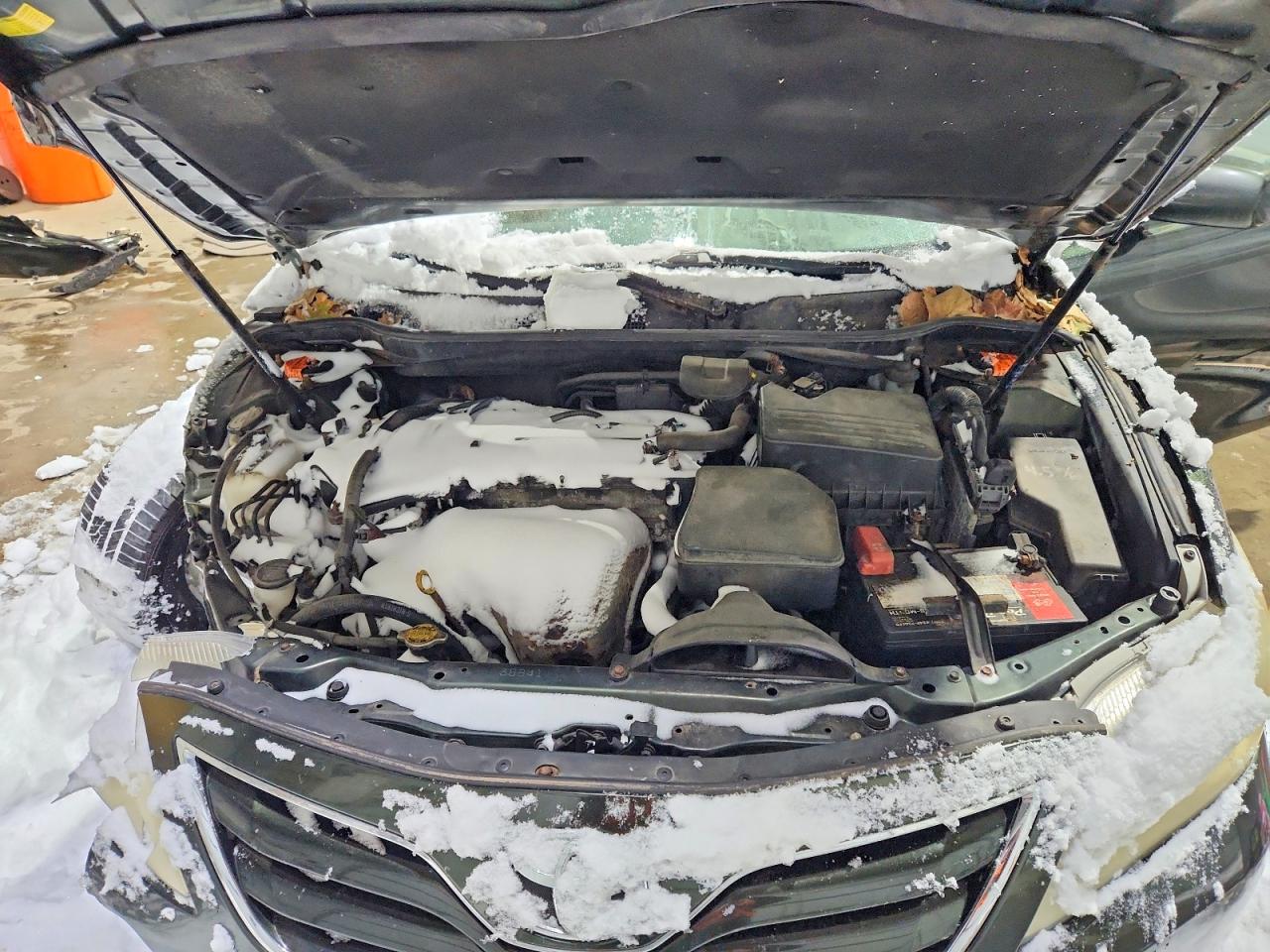2011 TOYOTA CAMRY photo 21