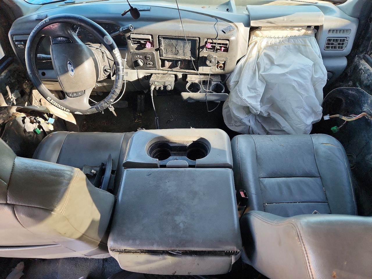 2004 FORD SUPER DUTY F-350 W/D photo 8