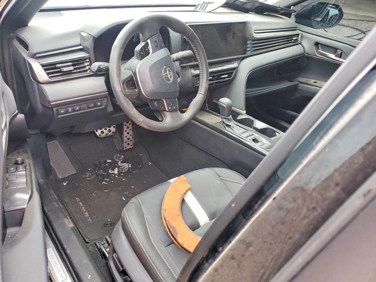 2025 TOYOTA CAMRY SE photo 22