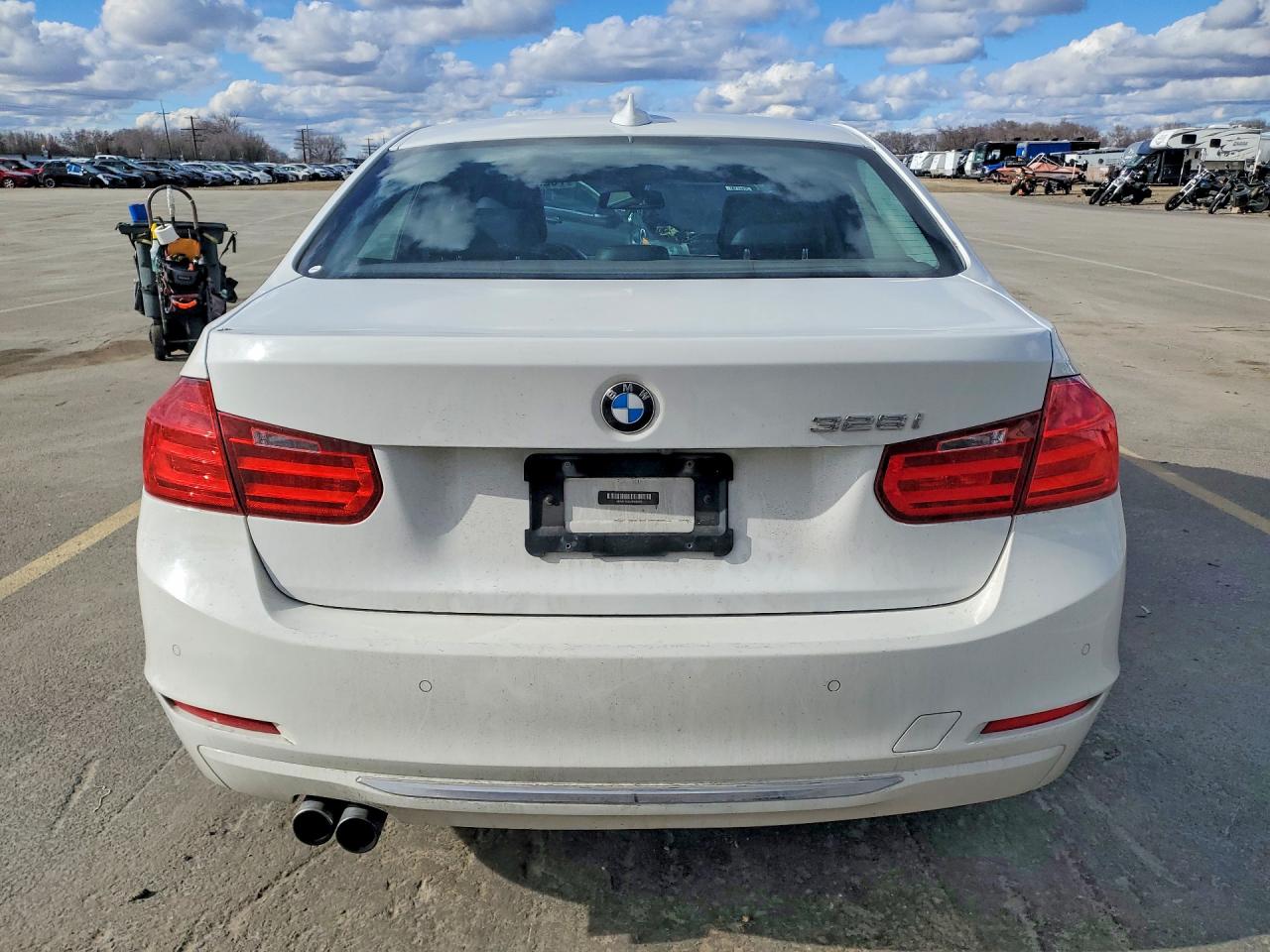 2012 BMW 328 I SULEV photo 16