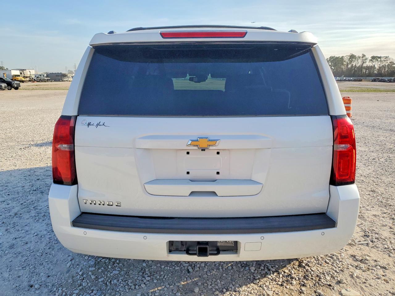 2017 CHEVROLET TAHOE C1500 LT photo 6
