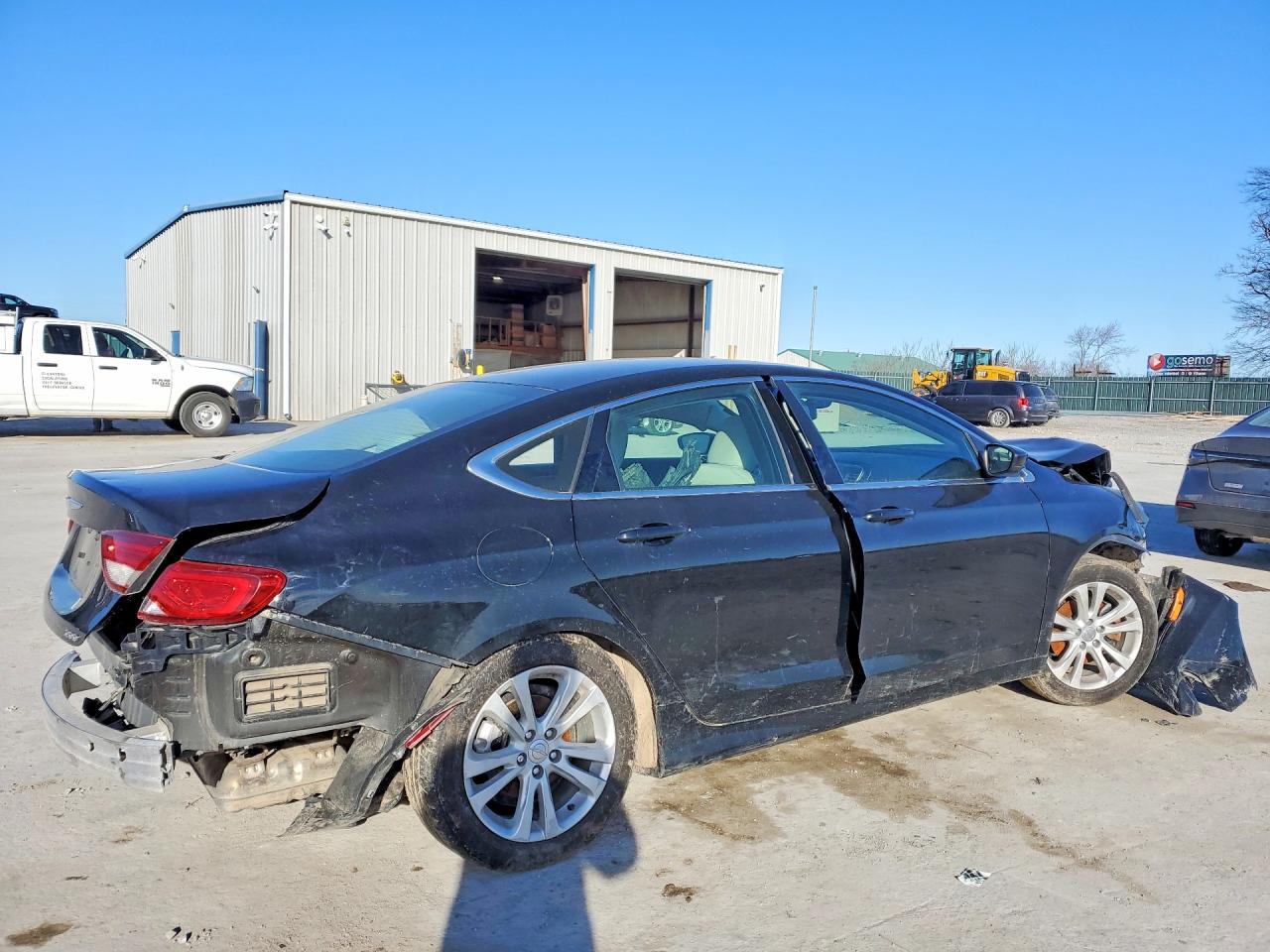 2016 CHRYSLER 200 LIMITED photo 5