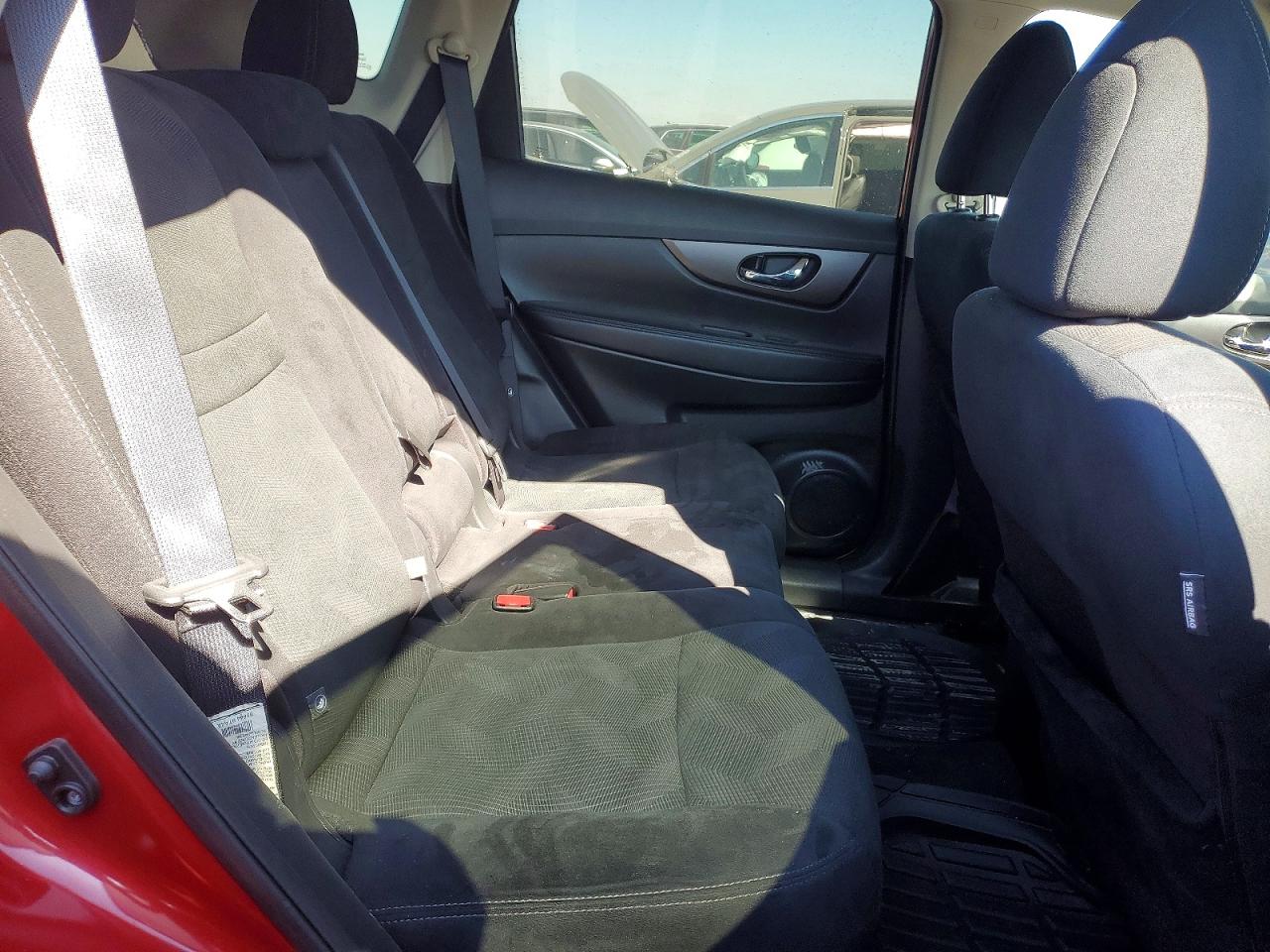 2016 NISSAN ROGUE S photo 31