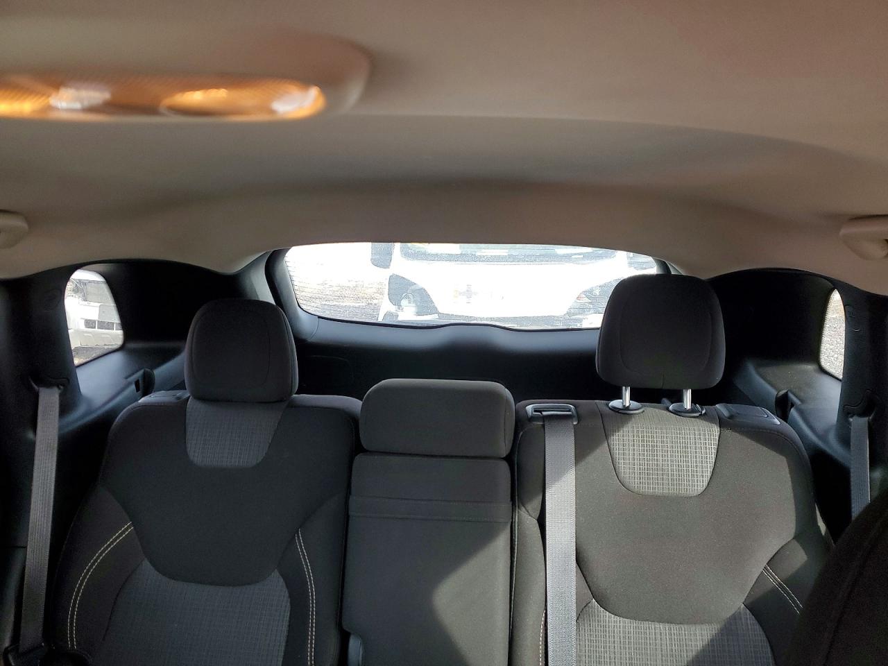 2017 JEEP CHEROKEE LATITUDE photo 28