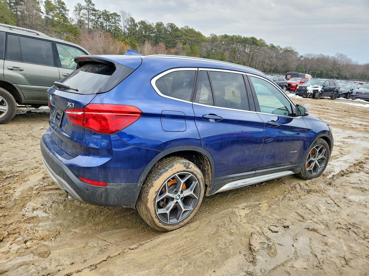 2016 BMW X1 XDRIVE28I photo 5